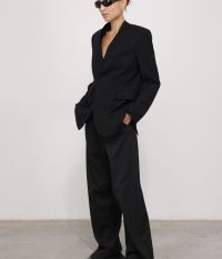 בלייזר מחויט - בגדים