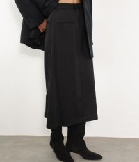 חצאית מידי מחוייטת - בגדים