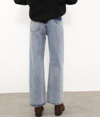 מכנסי ג’ינס גזרה ישרה - בגדים