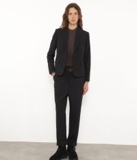 בלייזר מחוייט - בגדים