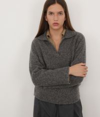 סריג קשמיר מפתח וי - בגדים