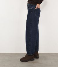 מכנסי ג’ינס קרופ - בגדים