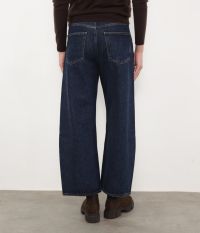 מכנסי ג’ינס קרופ - בגדים