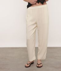 מכנסיים ארוכים קלילים - בגדים