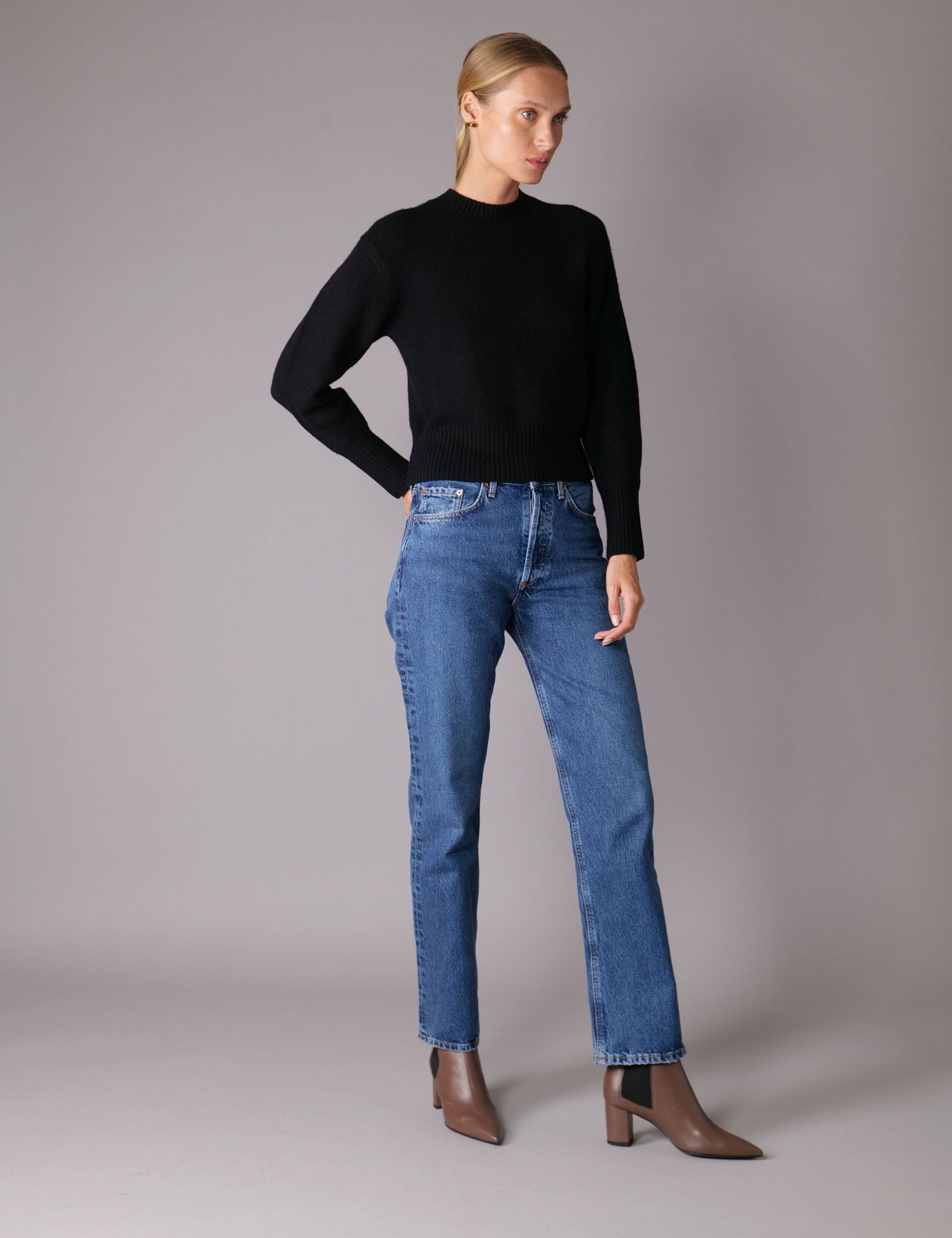 מגפי עקב עם קצה מחודד - נעליים