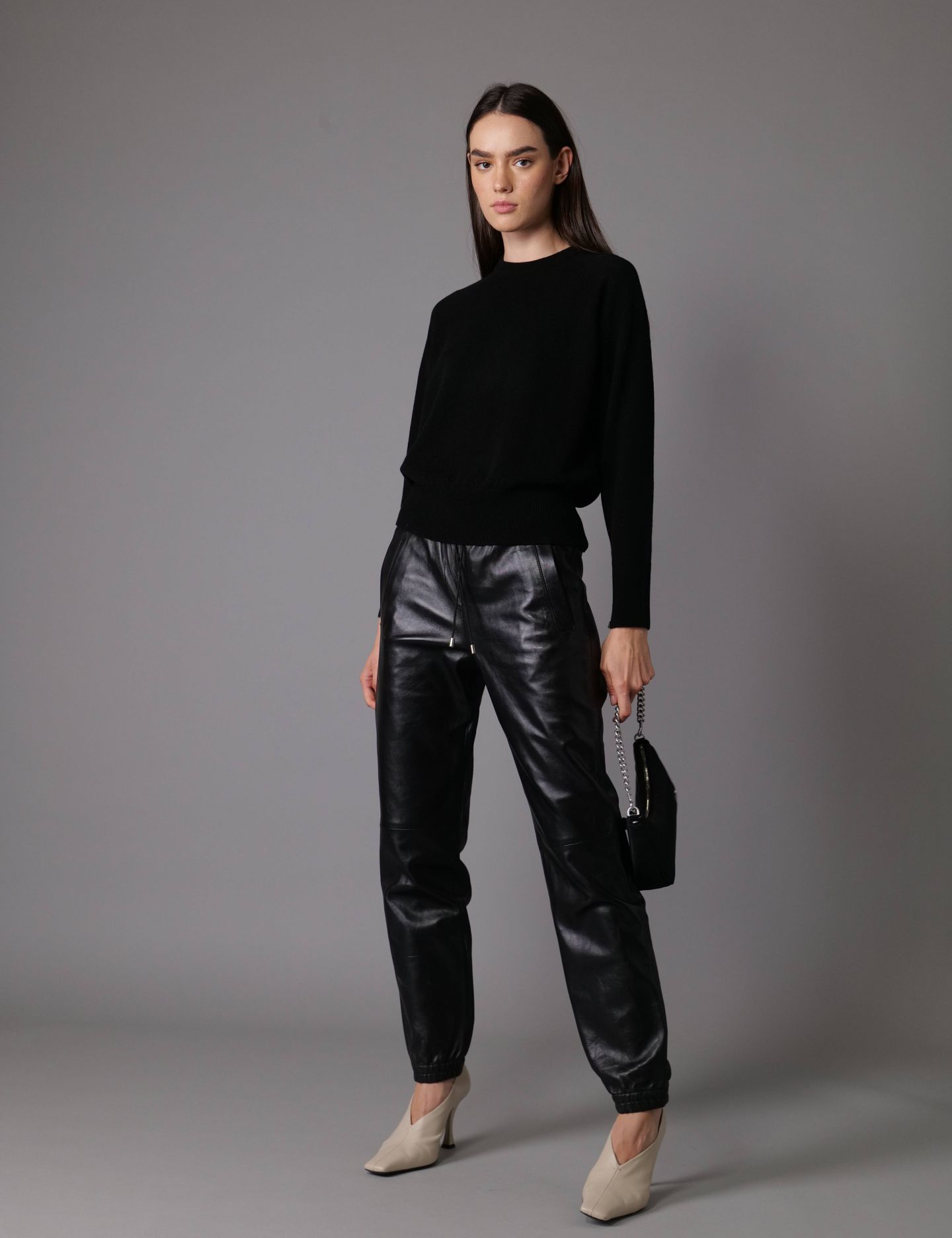 מכנסי עור - בגדים