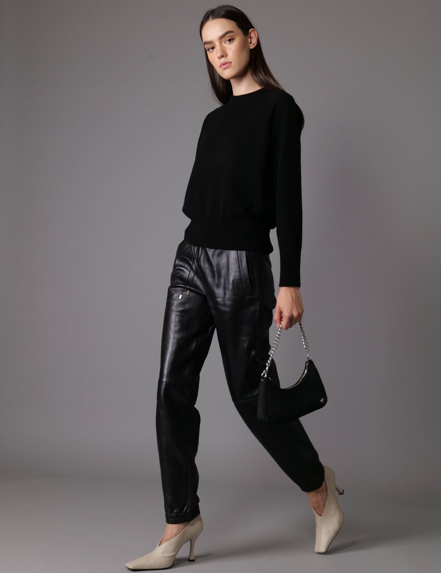 מכנסי עור - בגדים