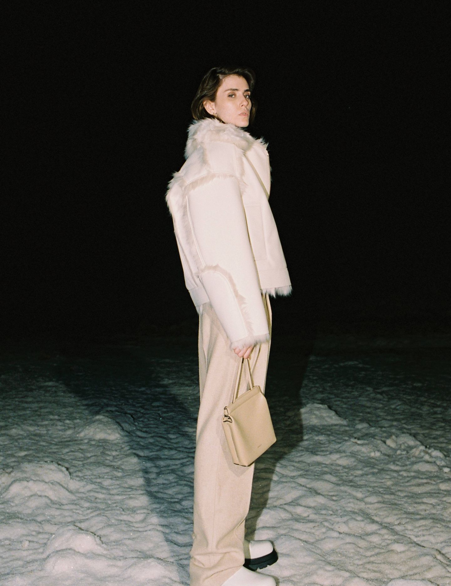 ג’קט בסגירה א-סימטרית - בגדים