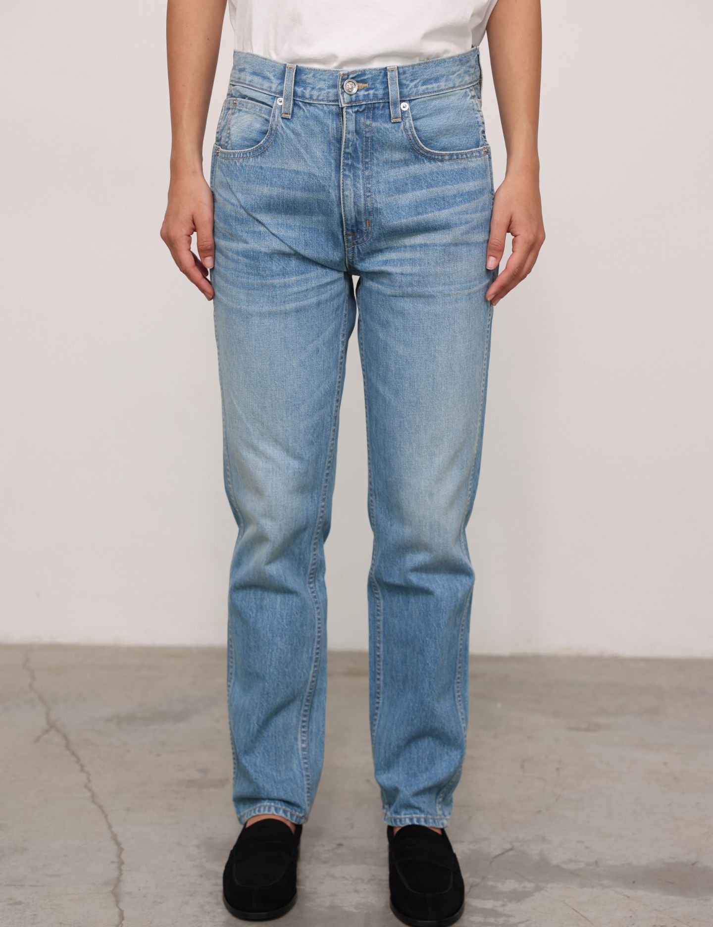 מכנסי ג’ינס סלים - בגדים