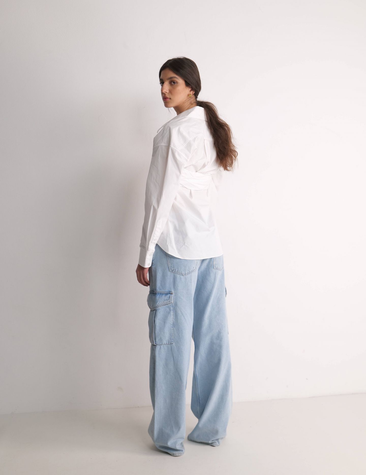 חולצת אוקספורד בשילוב טופ בנדו - בגדים