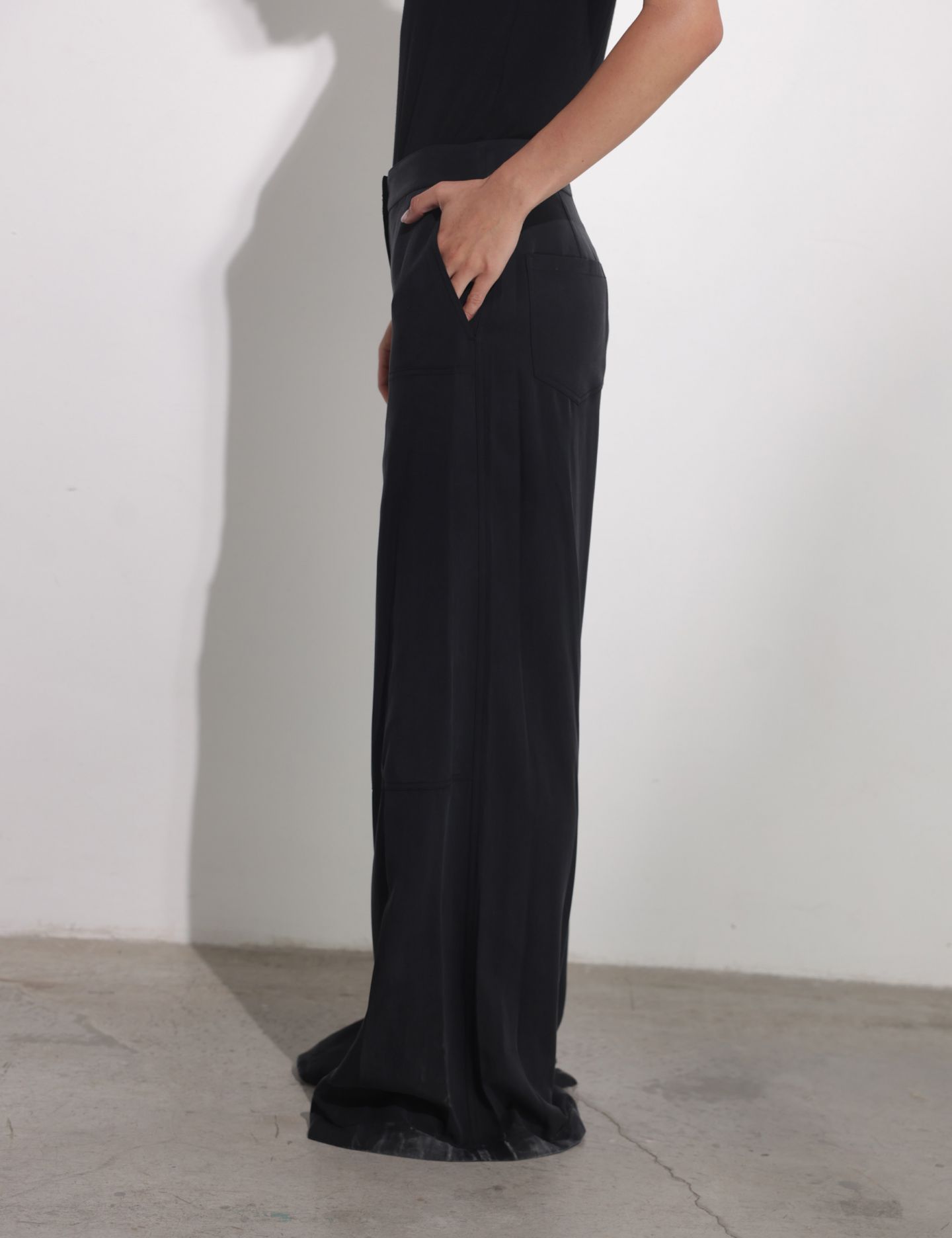 מכנסי קרגו - בגדים