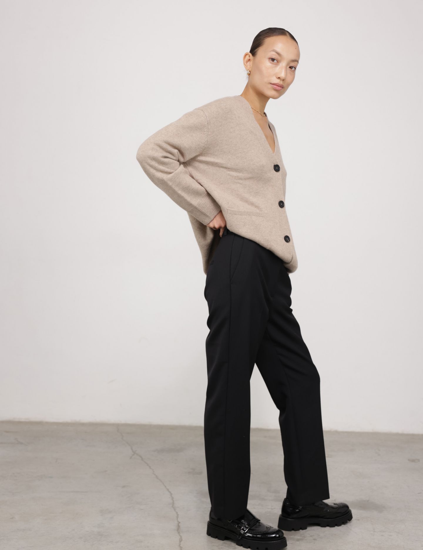 מכנסיים מחויטים BLAINE - בגדים