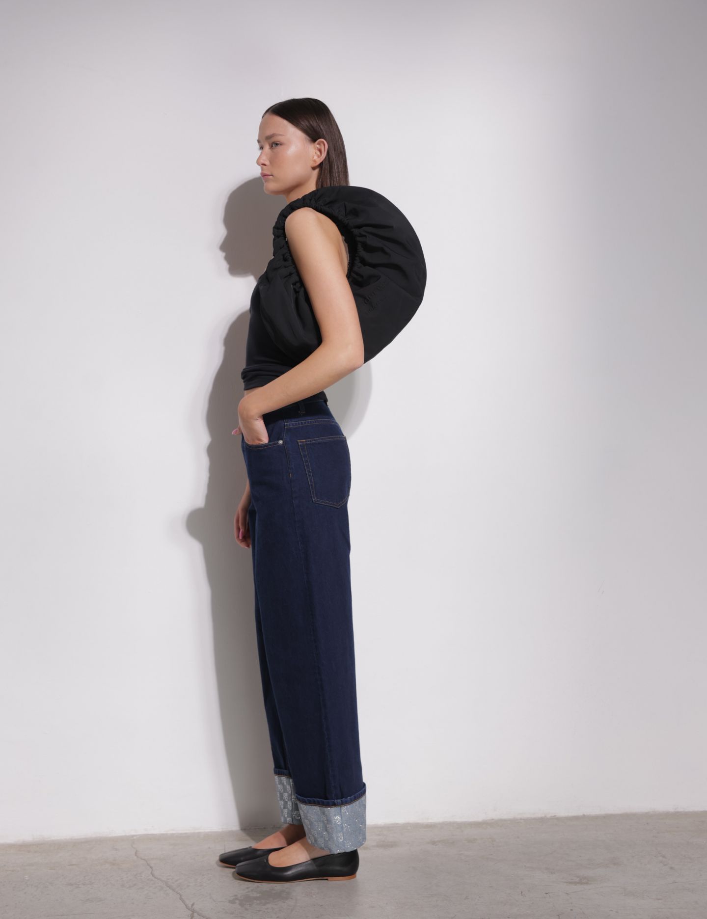 תיק צד עגול קרסנט - תיקים