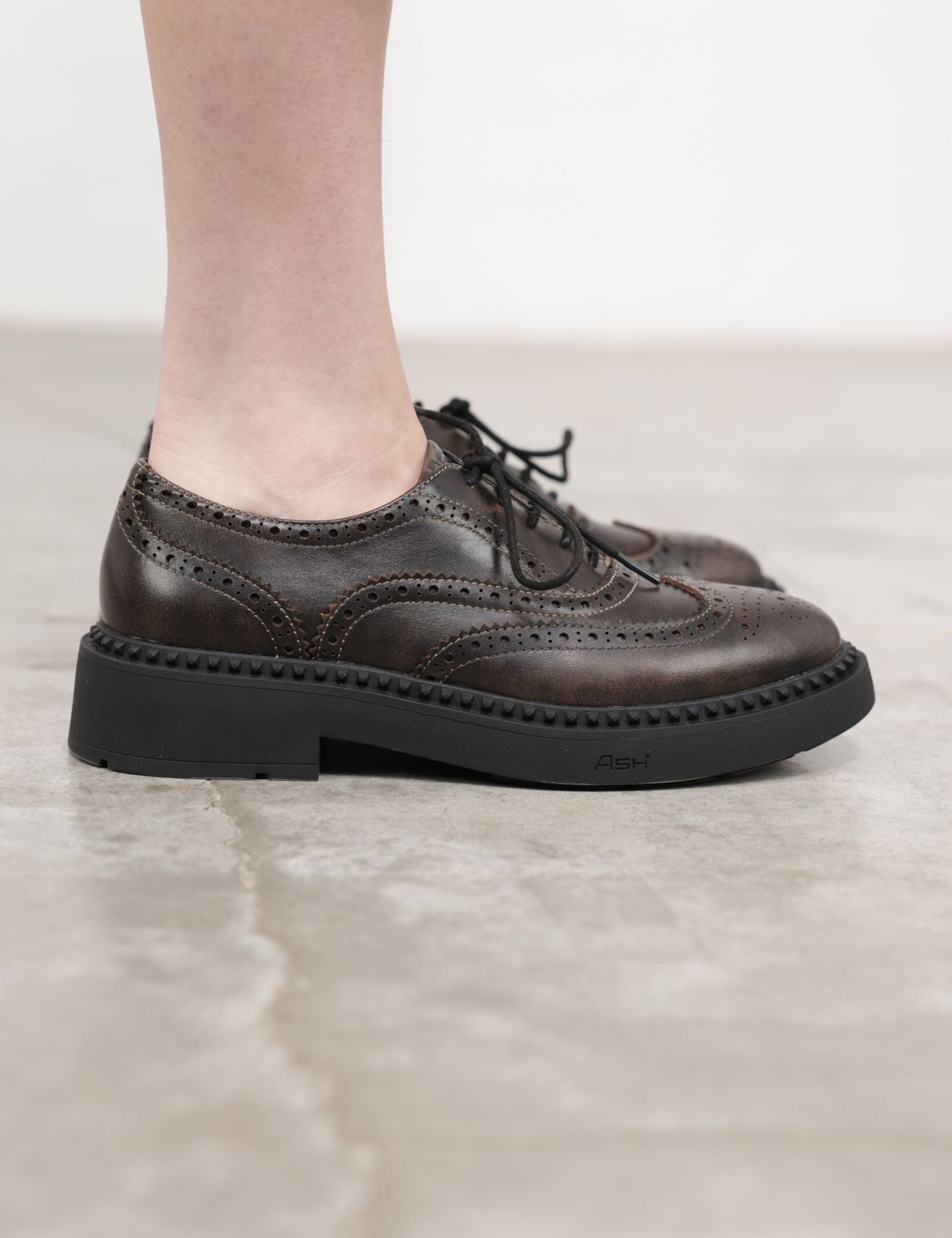 נעלי אוקספורד - נעליים