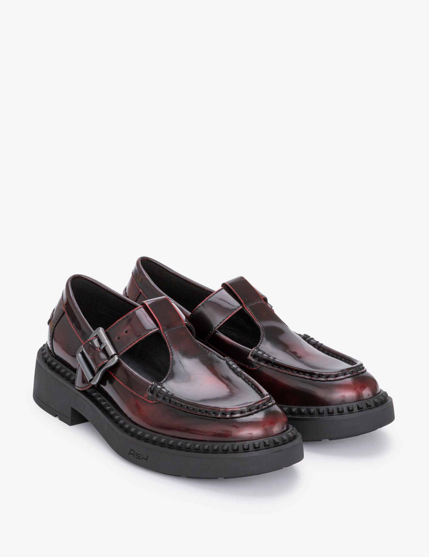 נעלי מייסון - נעליים