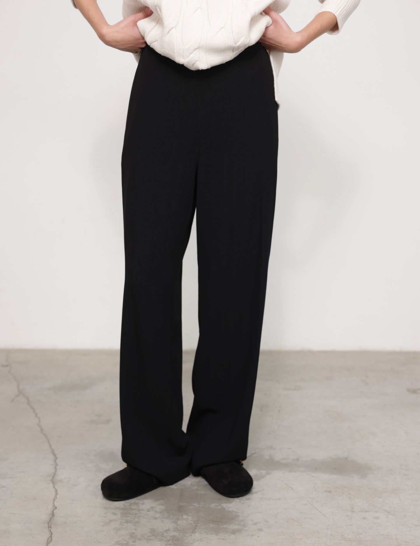 מכנסיים ארוכים קלילים - בגדים