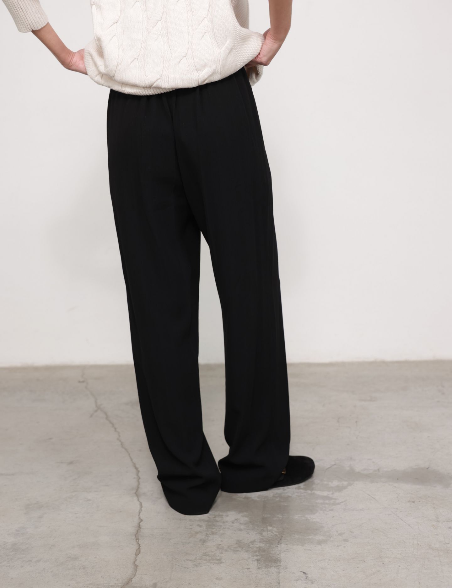 מכנסיים ארוכים קלילים - בגדים