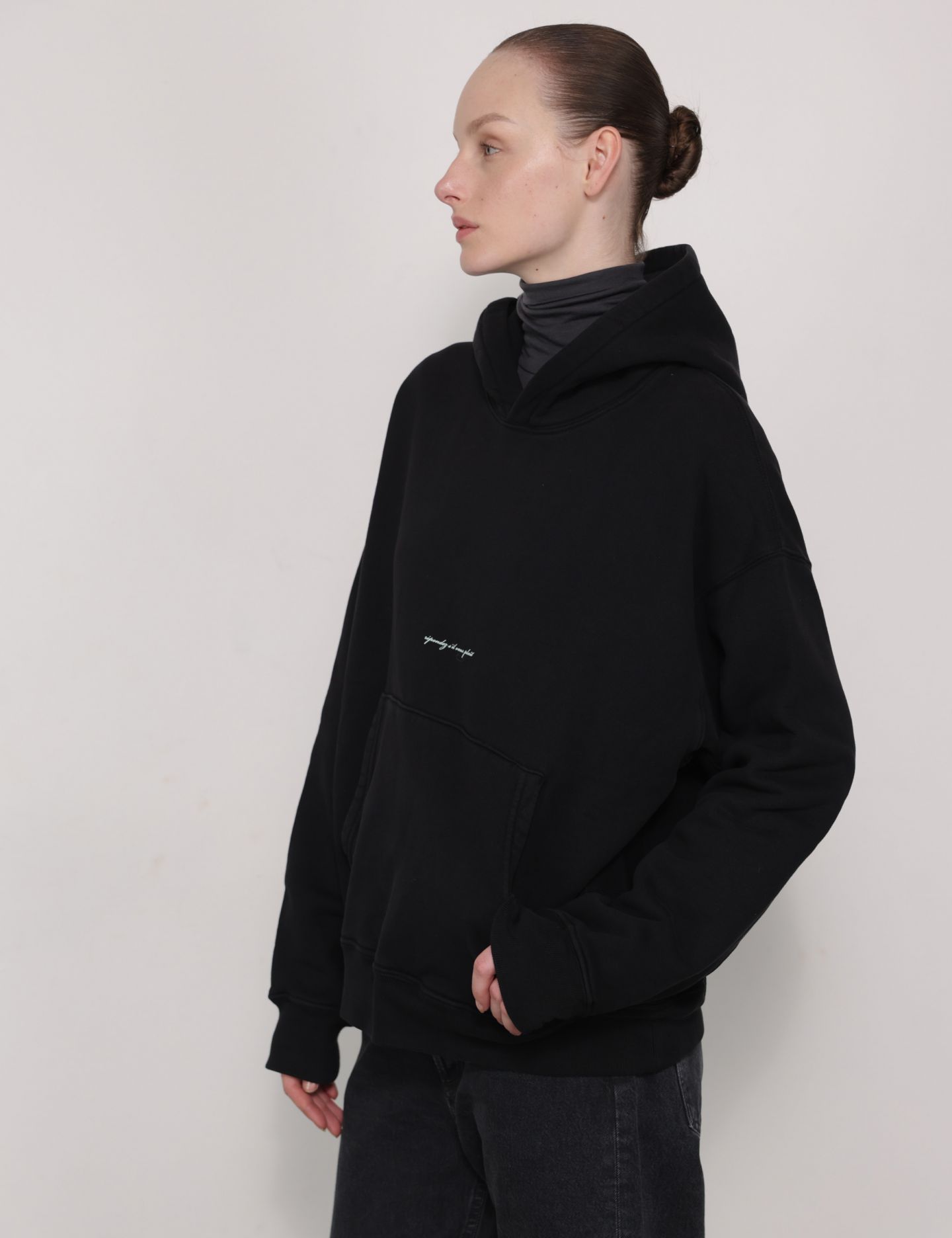 סווטשירט קפוצון - בגדים