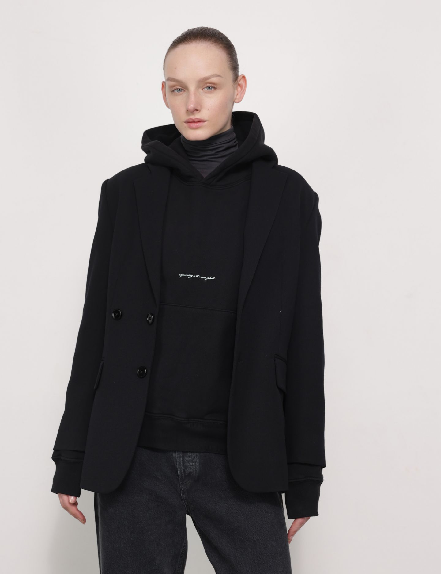 סווטשירט קפוצון - בגדים