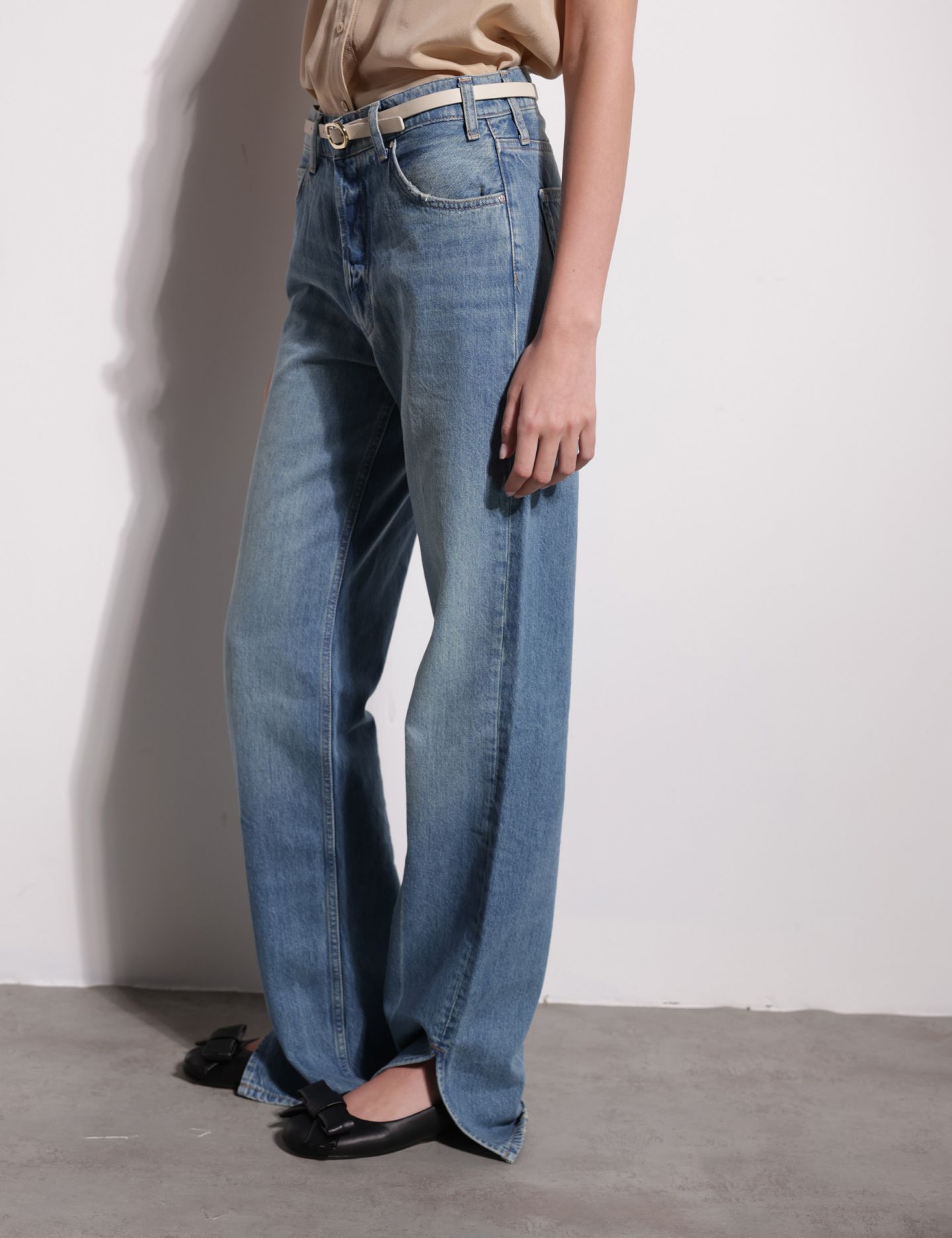 מכנסי ג’ינס ROY - בגדים