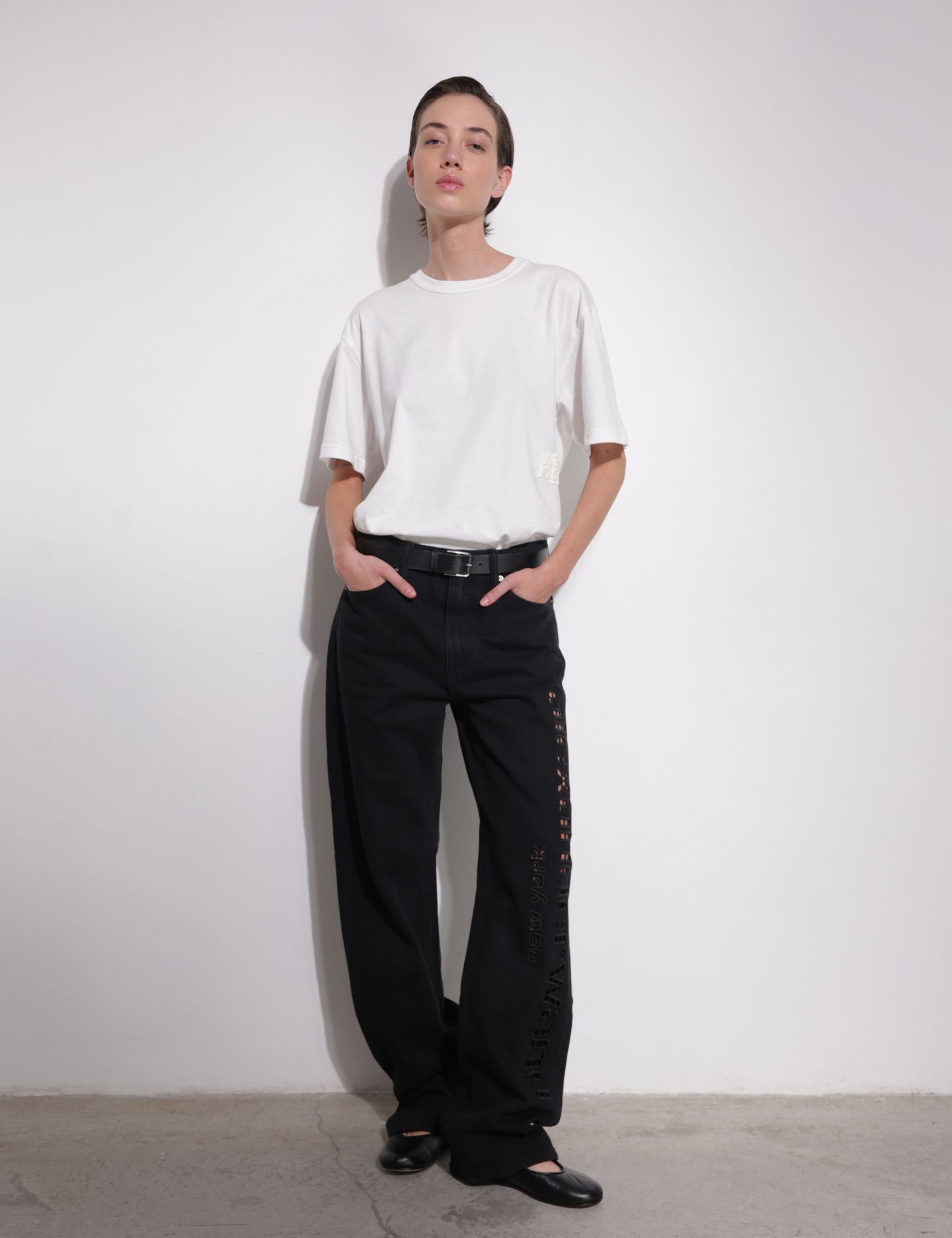 טי-שרט קצרה לוגו מונוגרמי - בגדים