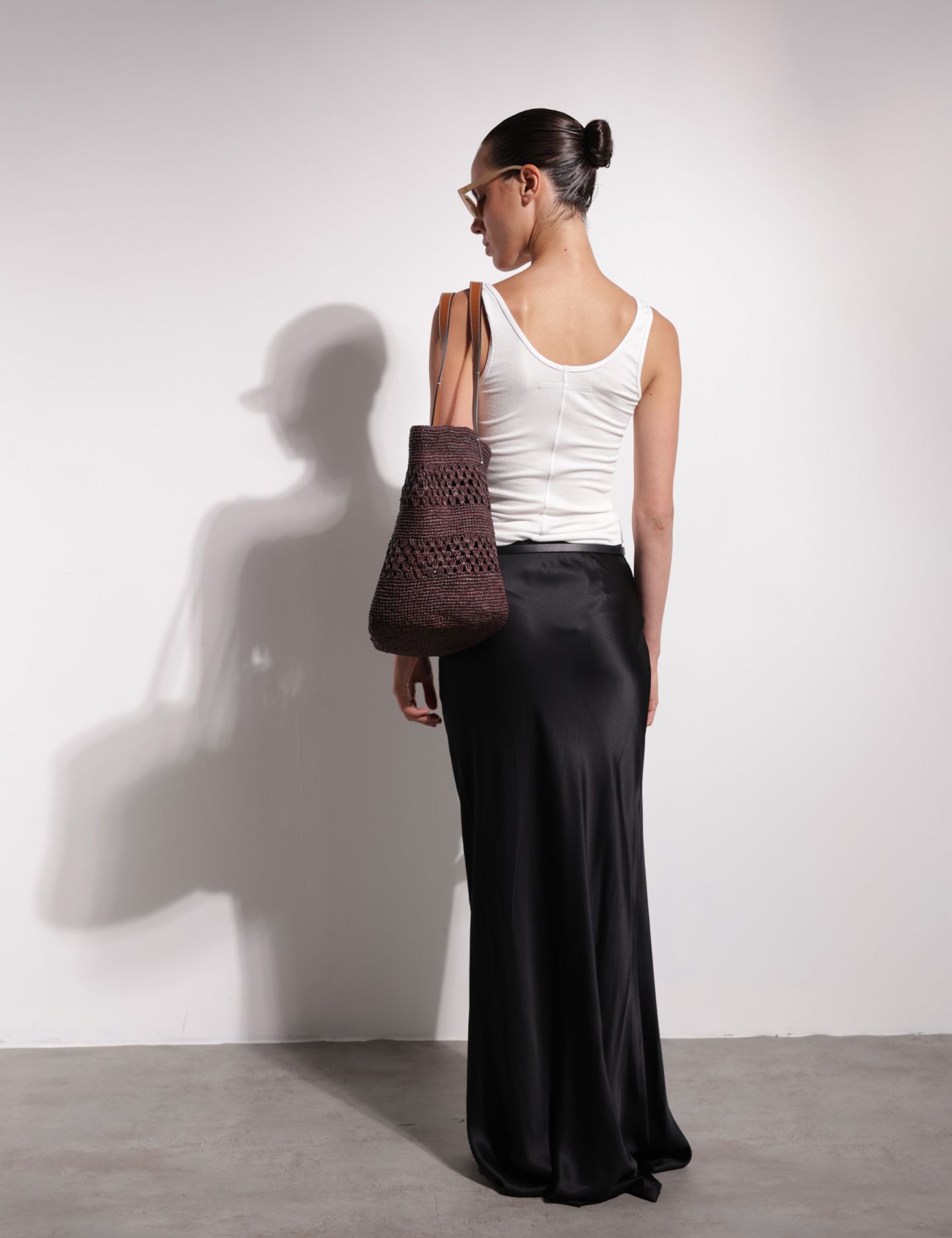 גופיית ריב-משי כתפיות רחבות - בגדים