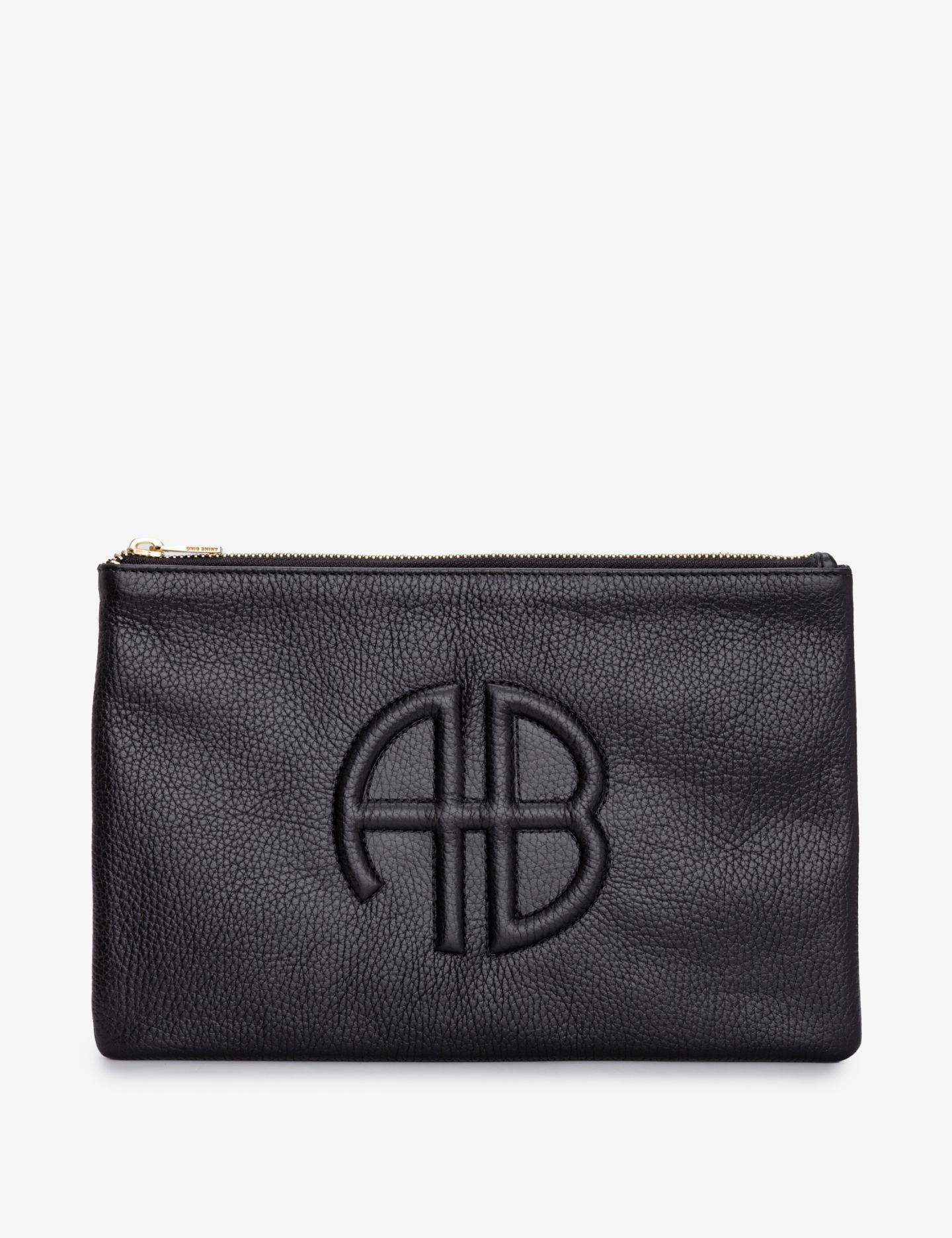 לילי קלאץ’ - תיקים