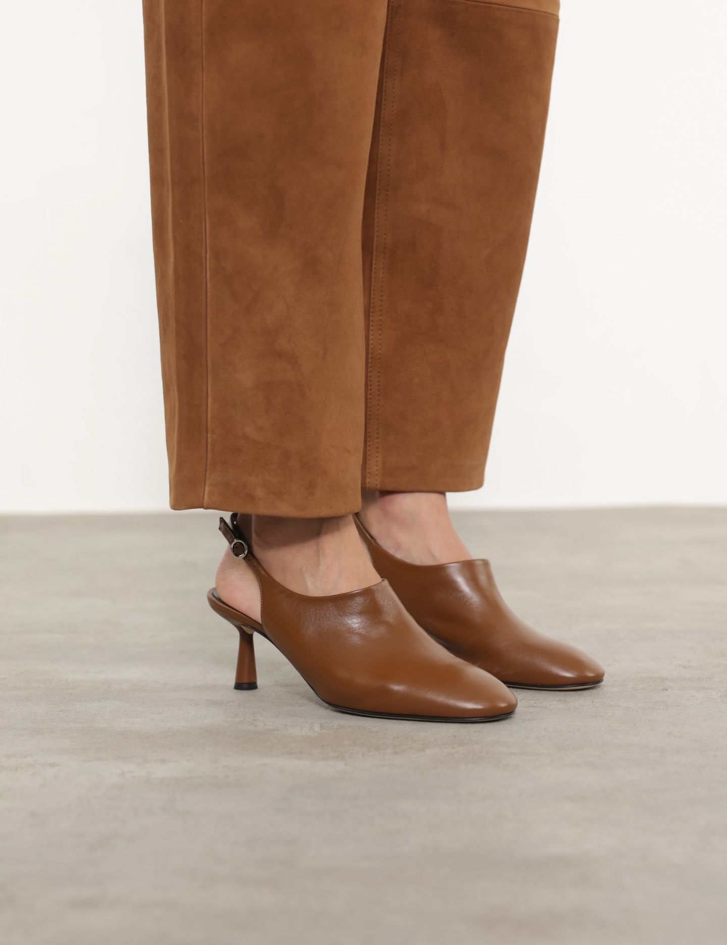 נעלי עקב MALIN - נעליים