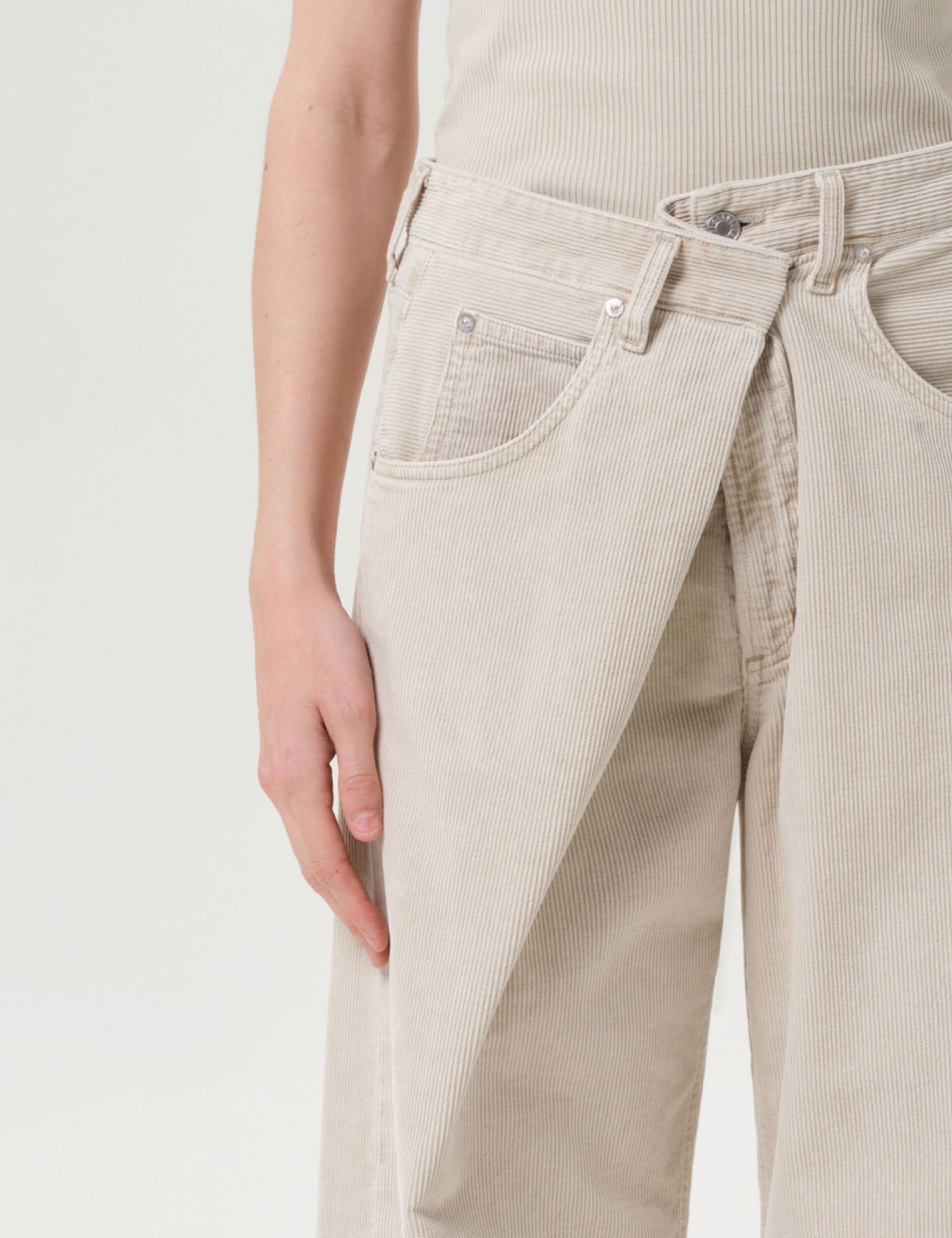 מכנסי ג’ינס VANA - בגדים