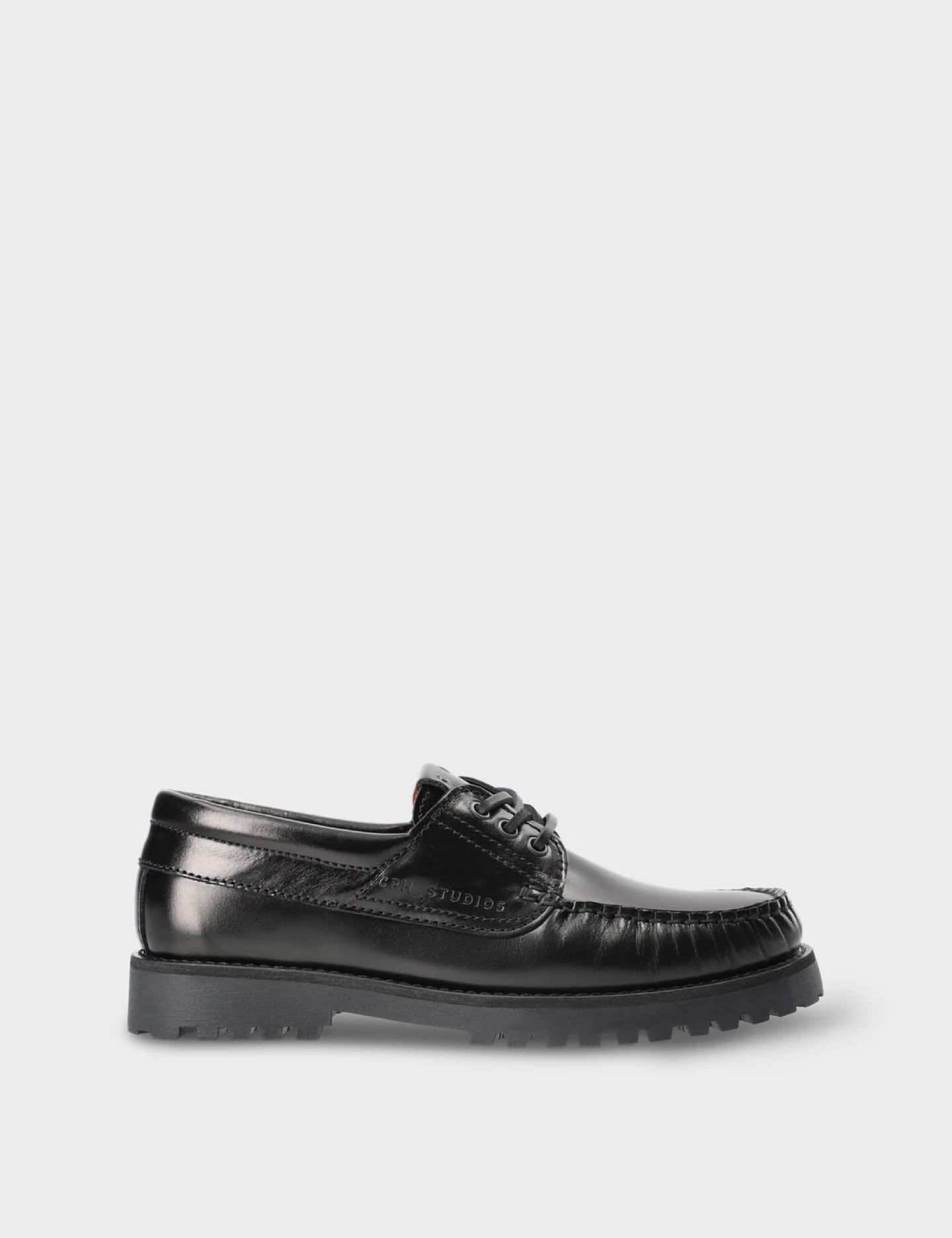 נעלי מוקסינים עם שרוכים - נעליים