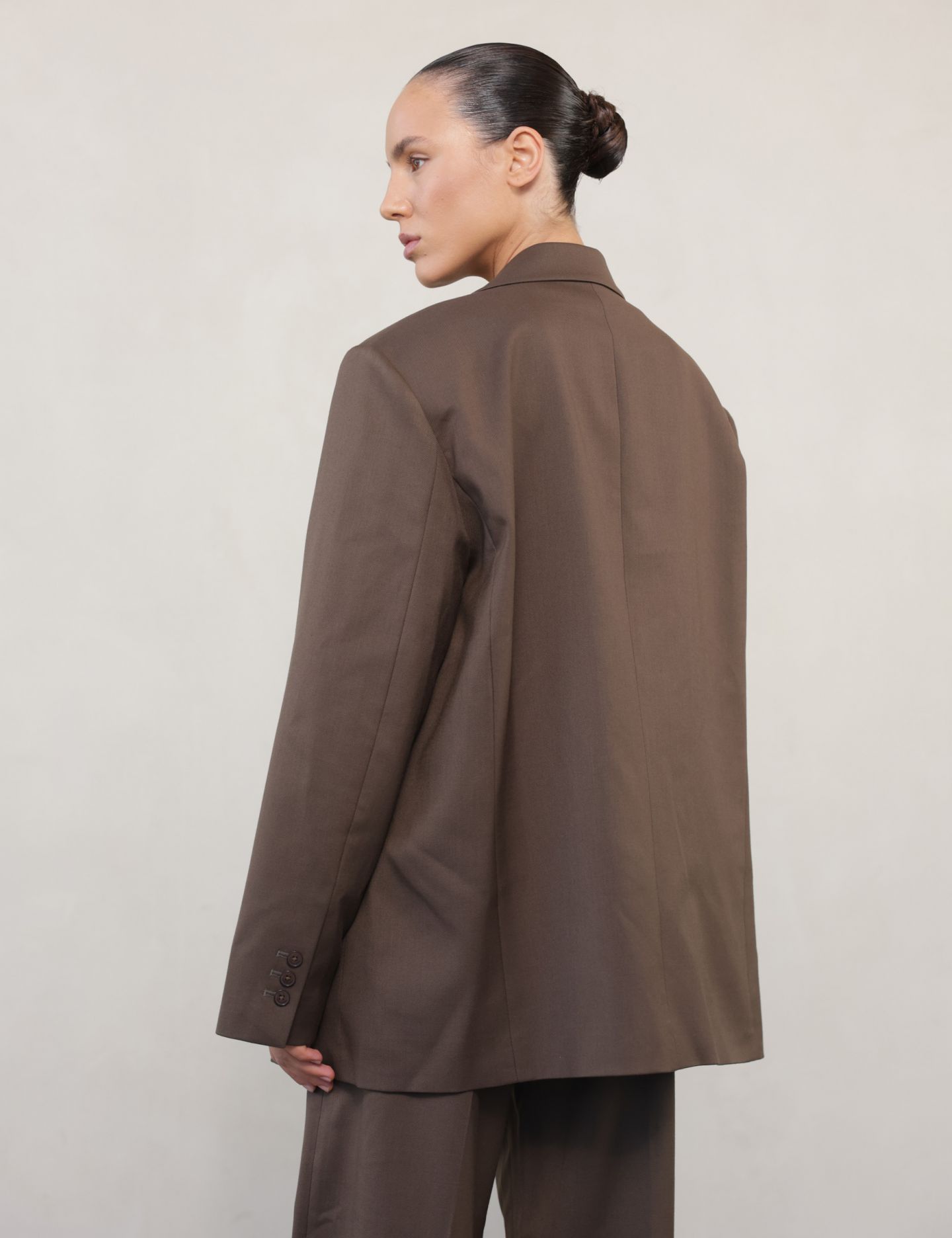 בלייזר מחויט - בגדים