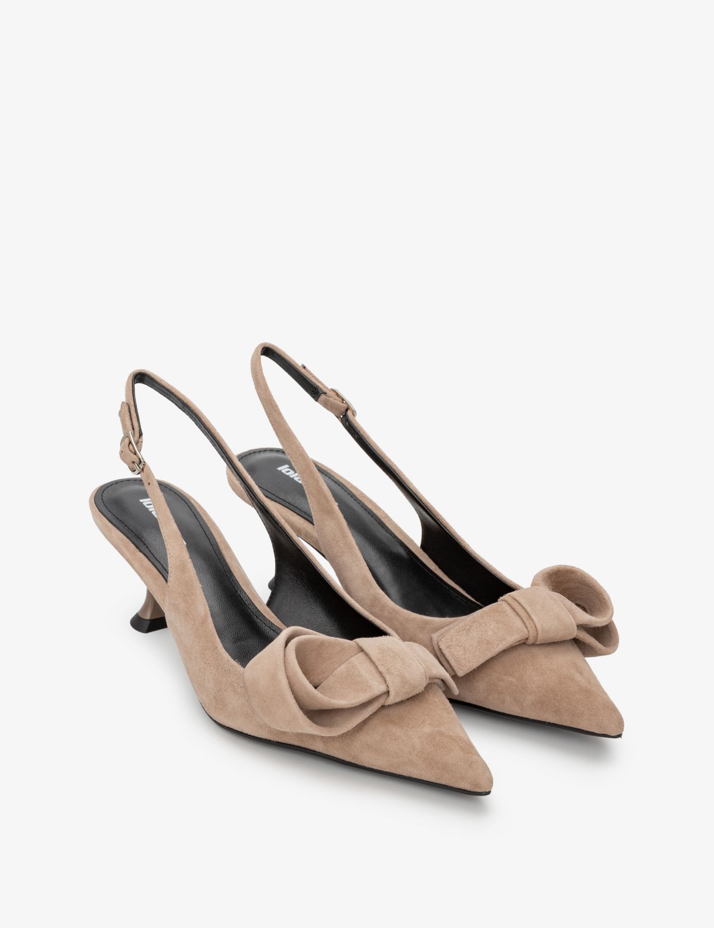 נעלי עקב בעיטור פפיון - נעליים