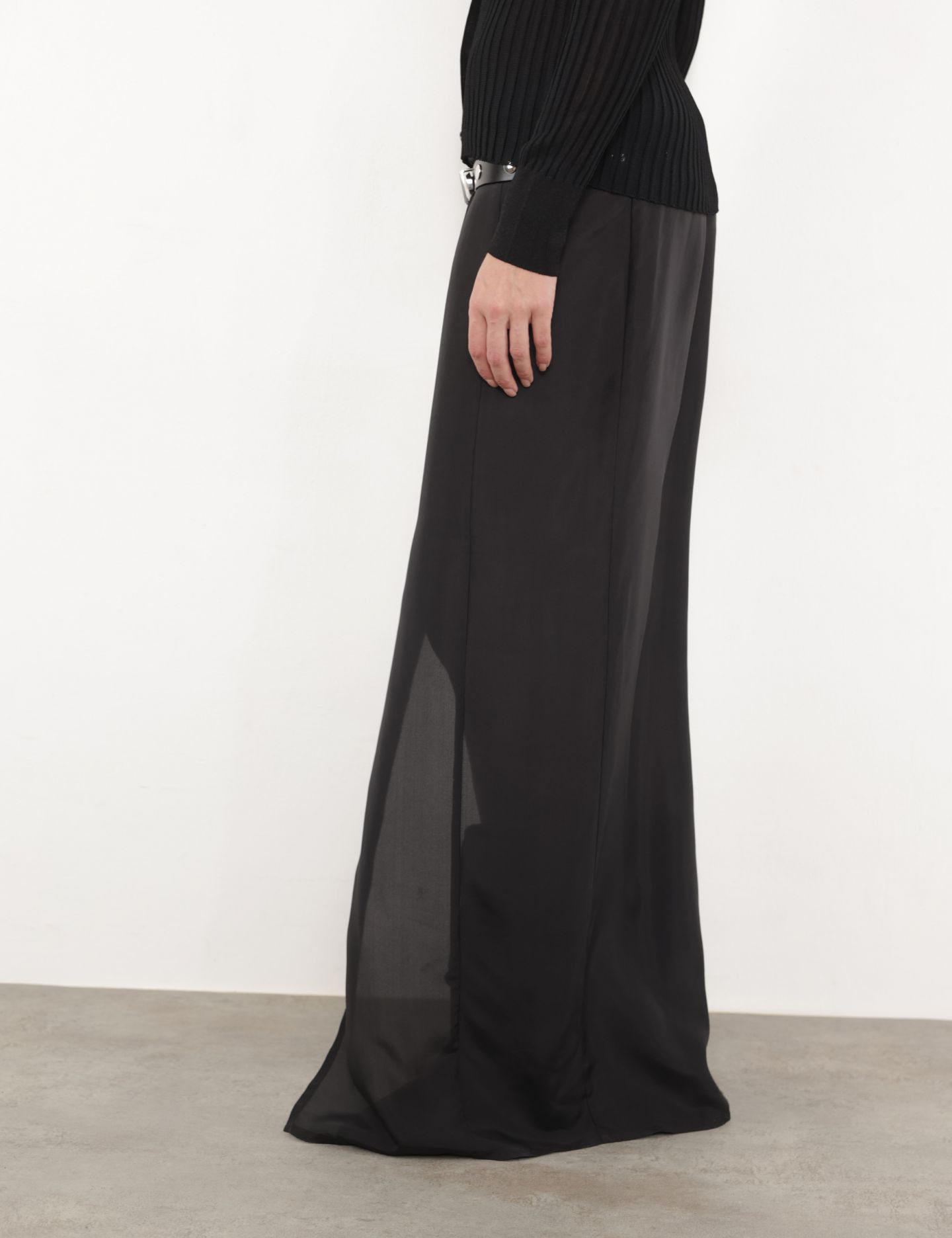 חצאית מידי ממשי - בגדים