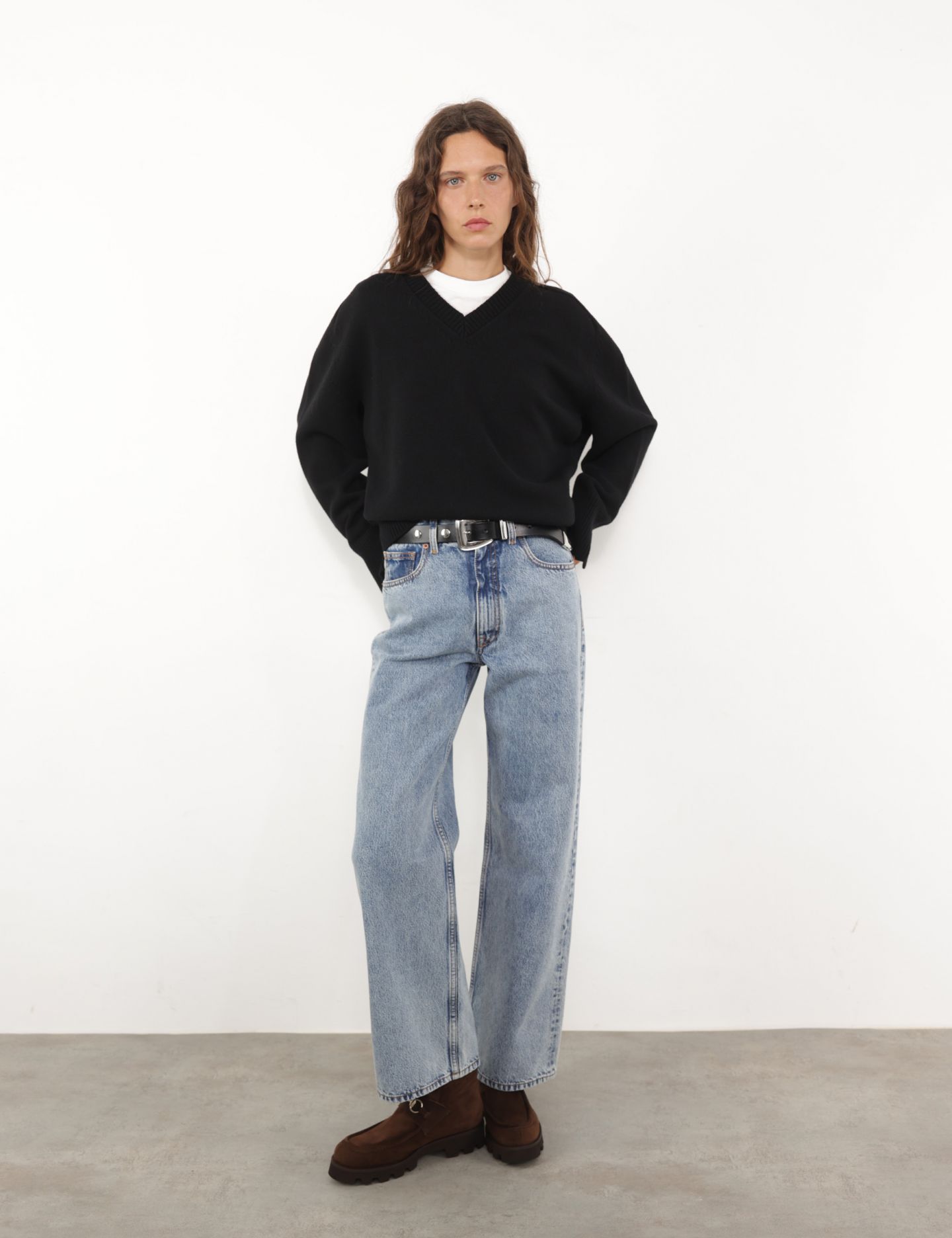 מכנסי ג’ינס גזרה ישרה - בגדים