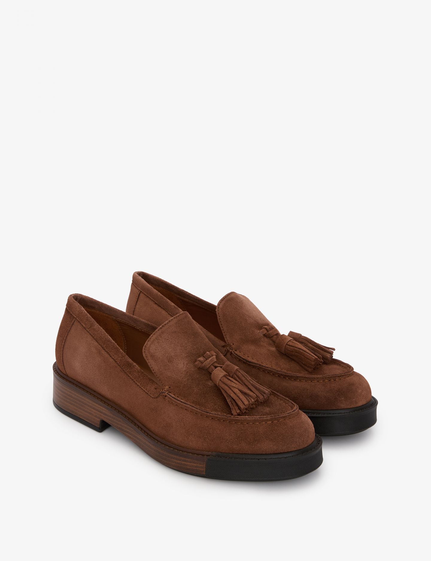 נעלי לואופרס - נעליים