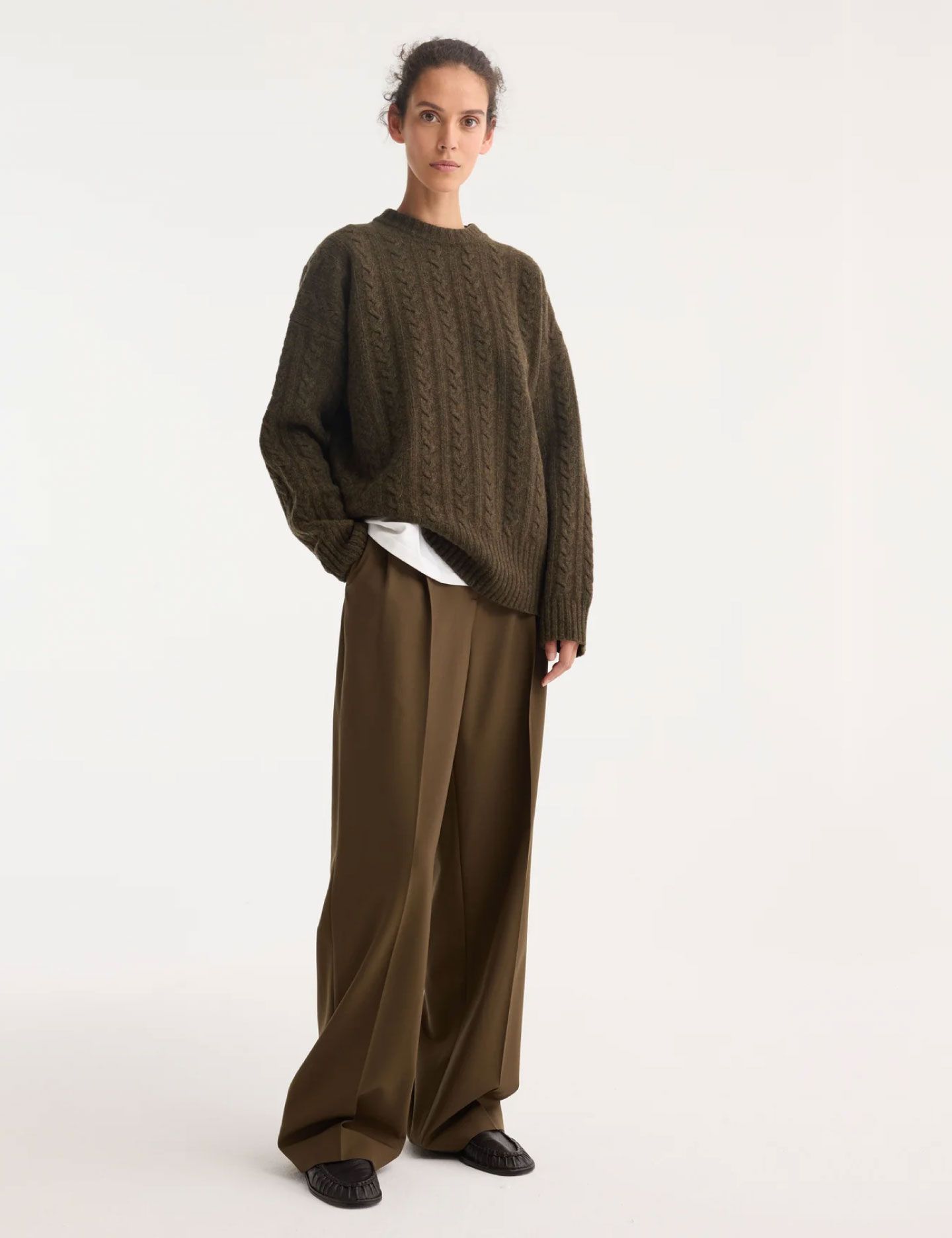 מכנסיים ארוכים מחוייטים - בגדים