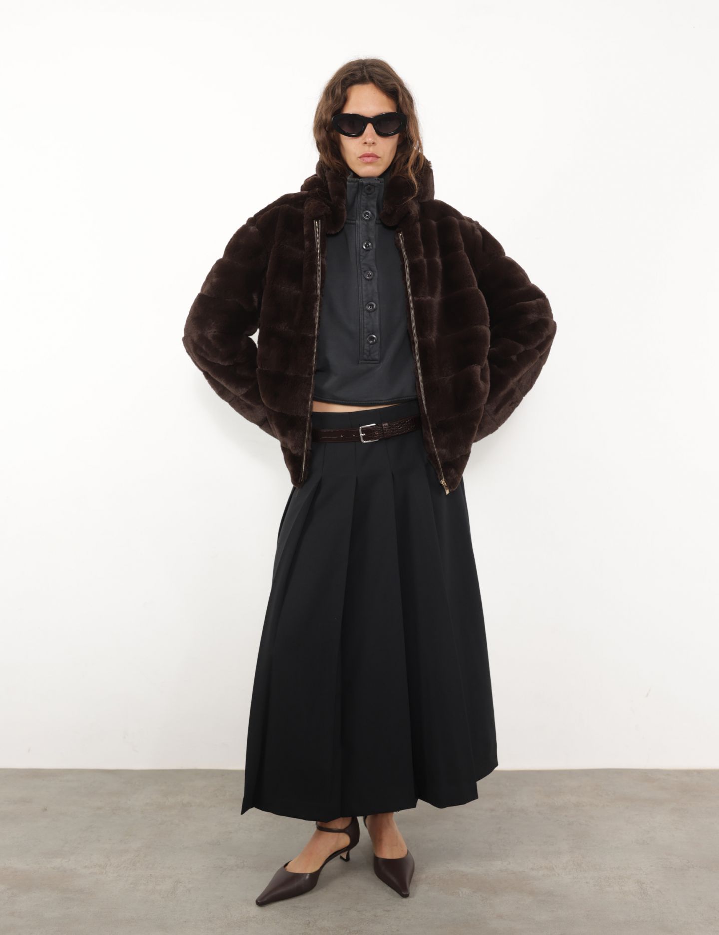 חצאית פליסה - בגדים