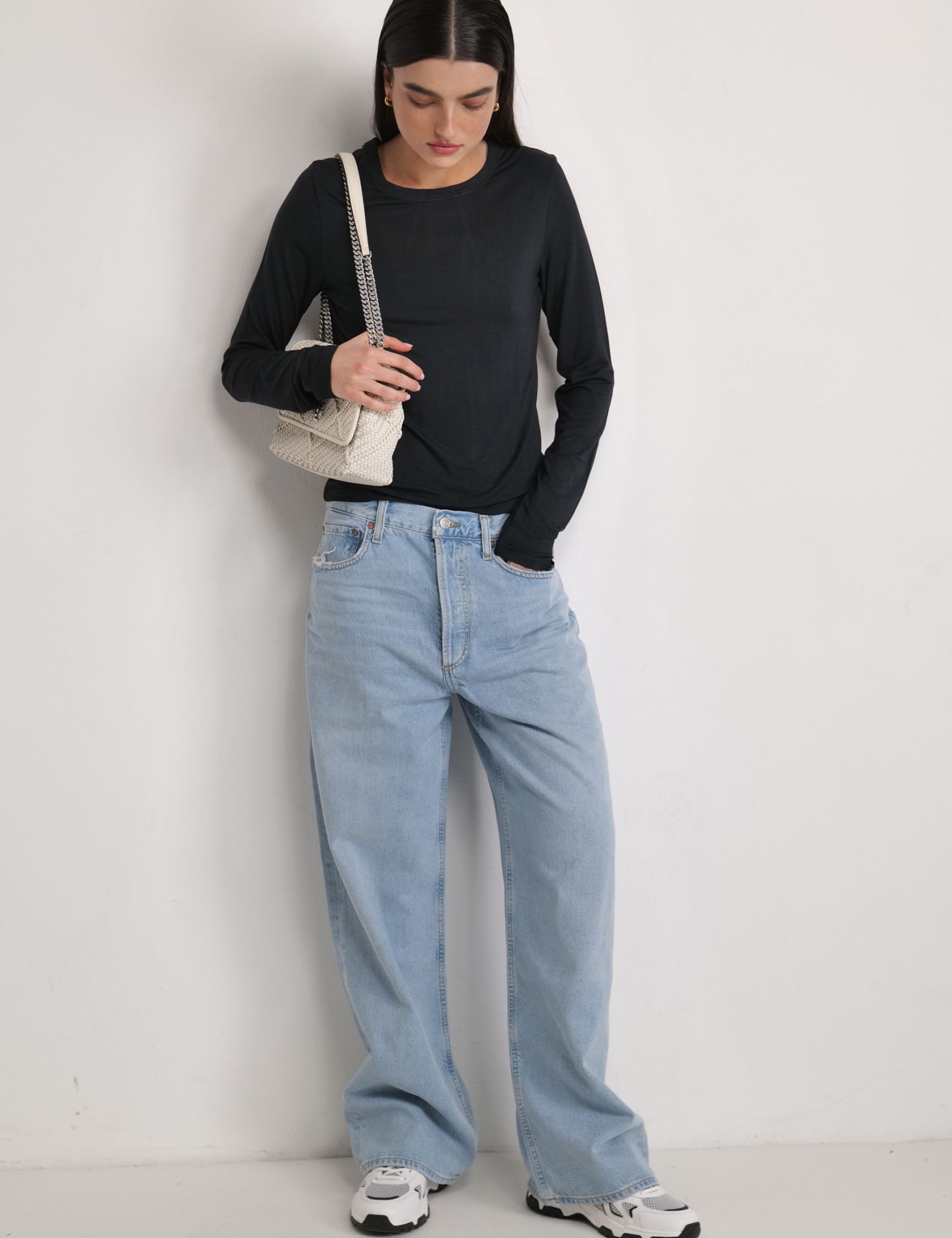 חולצת טי ארוכה לוקה - בגדים