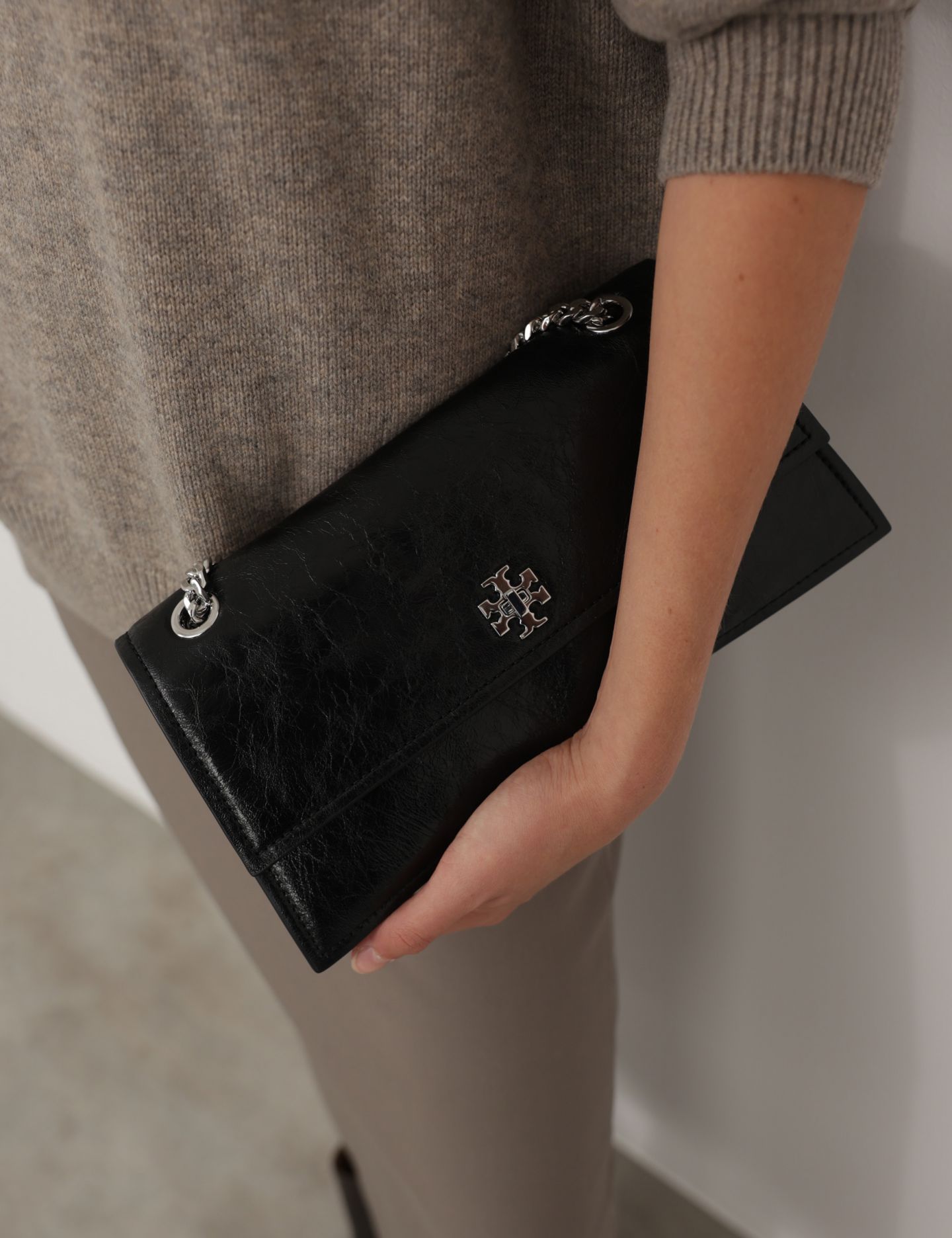 תיק  TURNLOCK - תיקים