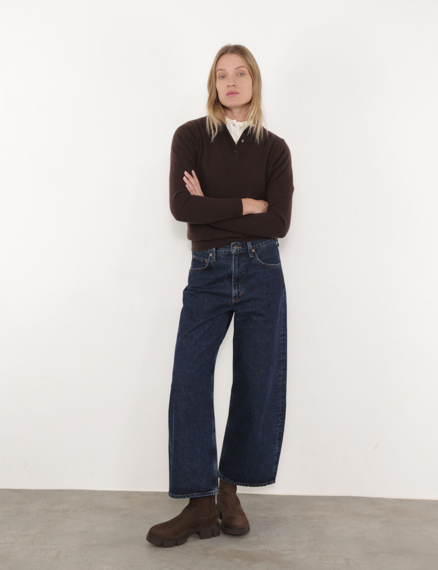 מכנסי ג’ינס קרופ - בגדים