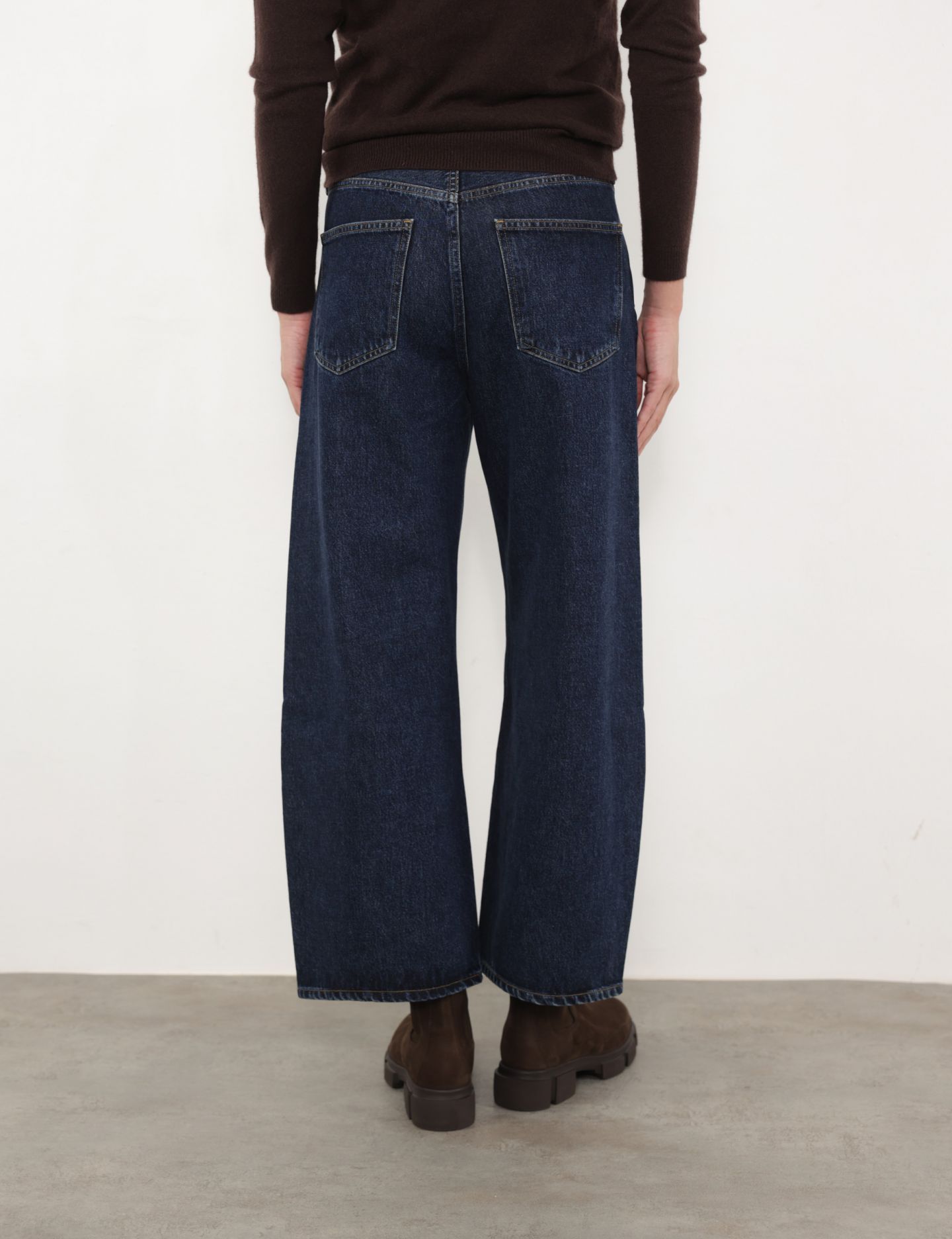 מכנסי ג’ינס קרופ - בגדים