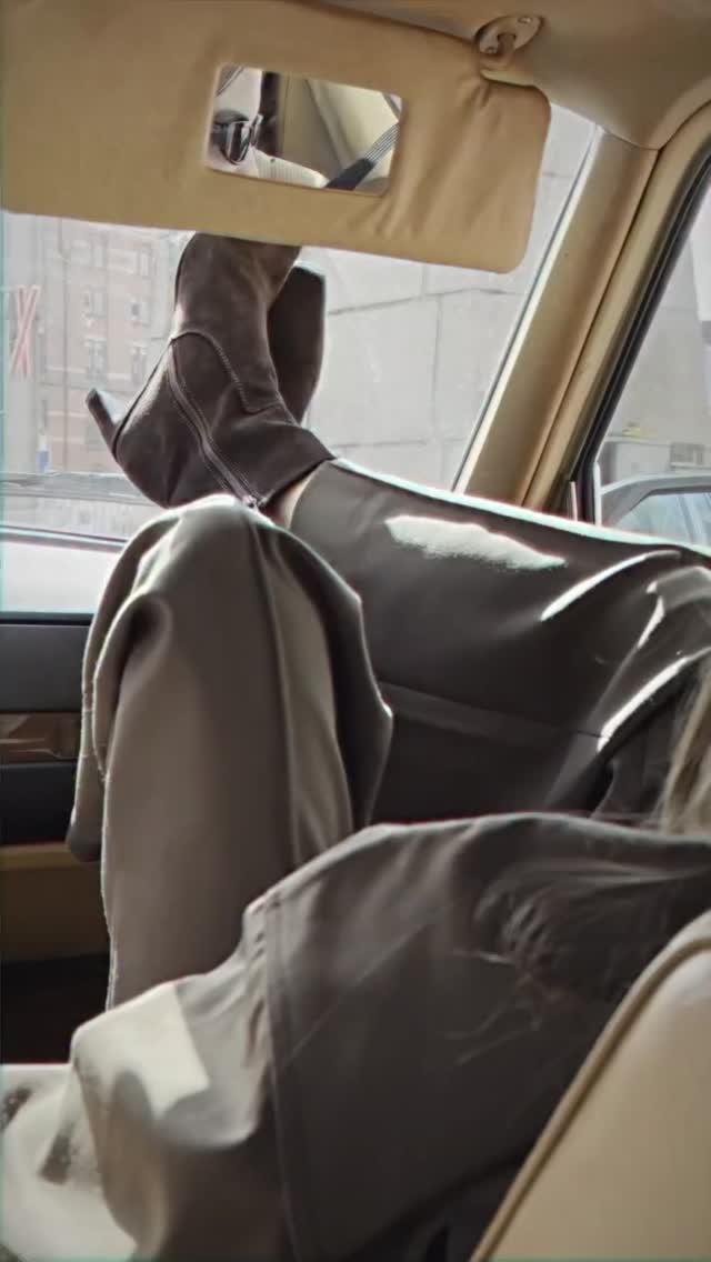 Boots of the season >> Now online & stores